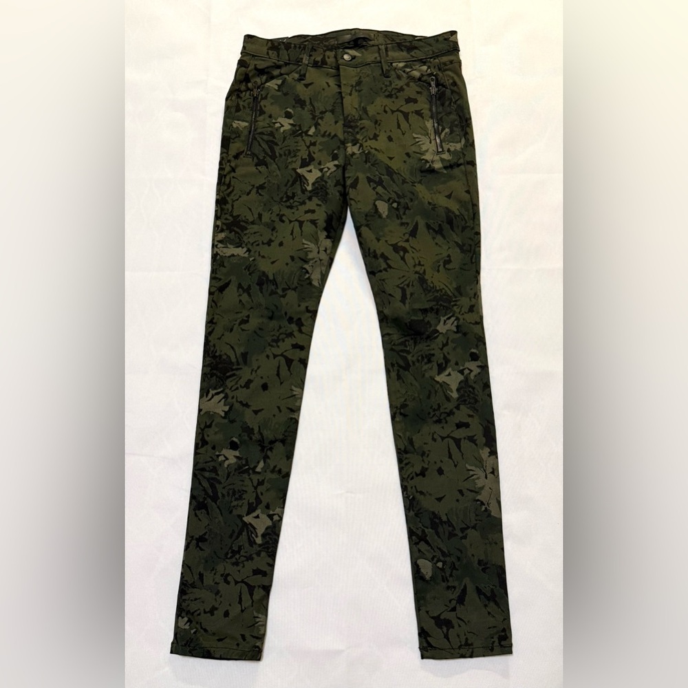 Joe's Jeans Forest Green Pants with Zipper Pockets - Size 31 - NWT